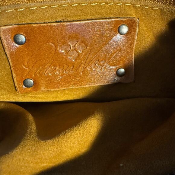 Patricia Nash London Saddle Bag and wallet in  Vintage Floral Brocade print. - Picture 7 of 11